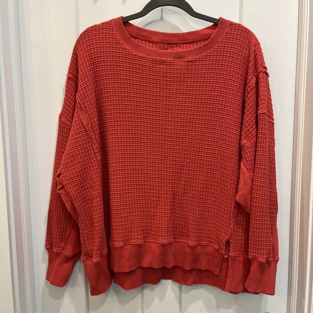 American Eagle Women Oversized Big Hug Waffle Knit Crew Neck Sweatshirt Red Sz S
